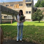 Studentessa,diplomata al liceo delle scienze umane,con predisposizione nelle materie scientifiche,fa ripetizioni. Dalle